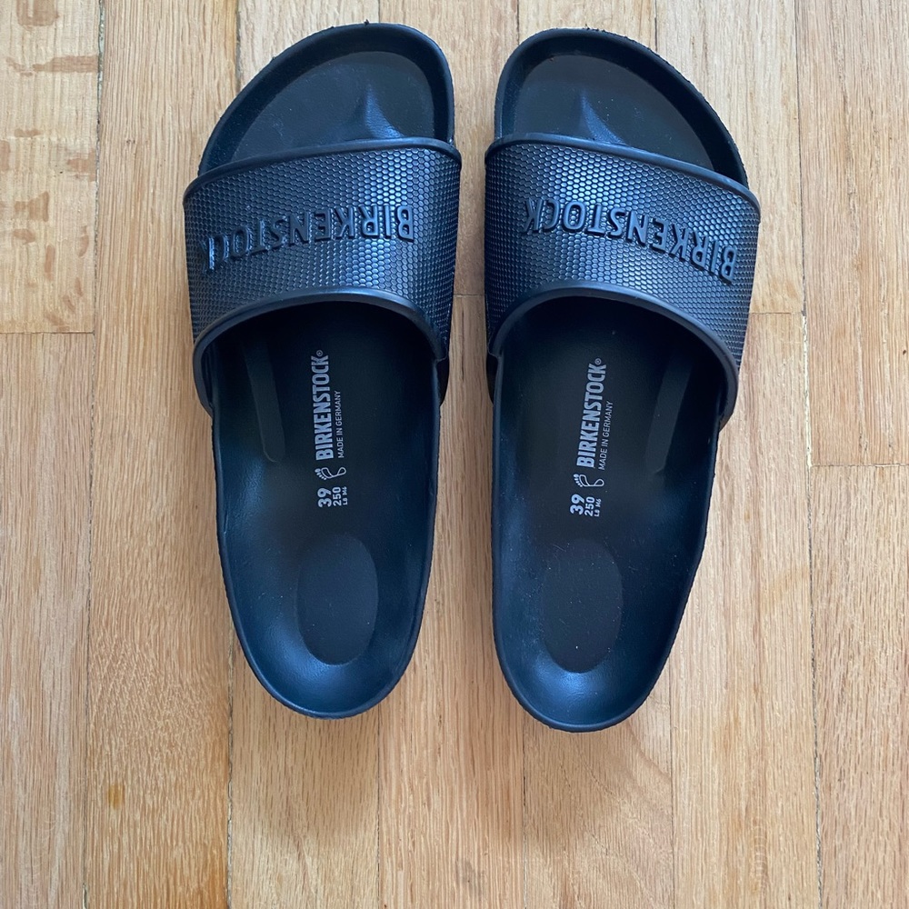 BRAND NEW BIRKENSTOCK SLIDES/SANDALS